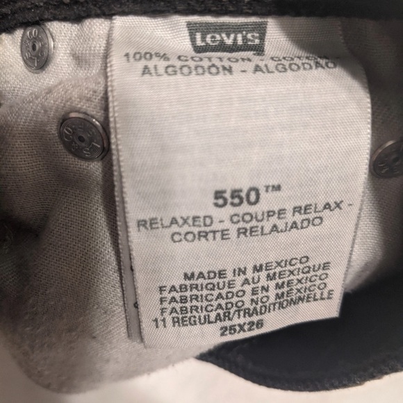 Black Levi's 550s high waisted - Picture 3 of 4